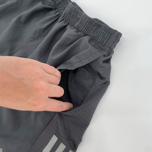 Adidas - Own The Run 7” Shorts Men’s Small Gray Brief Liner Reflective Aeroready - Picture 6 of 8